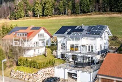 Haus Titisee-Neustadt Neustadt - 7 Zimmer, 204 m&sup2;, 890.000&euro; | Angebot:26799171
