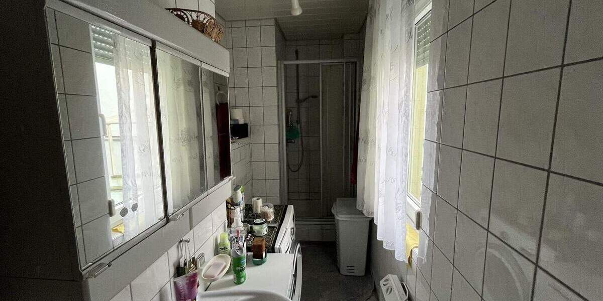 Mehrfamilienhaus, Wohnhaus Tuttlingen - 9 Zimmer, 146 m&sup2;, 339.000&euro; | Angebot:25815739