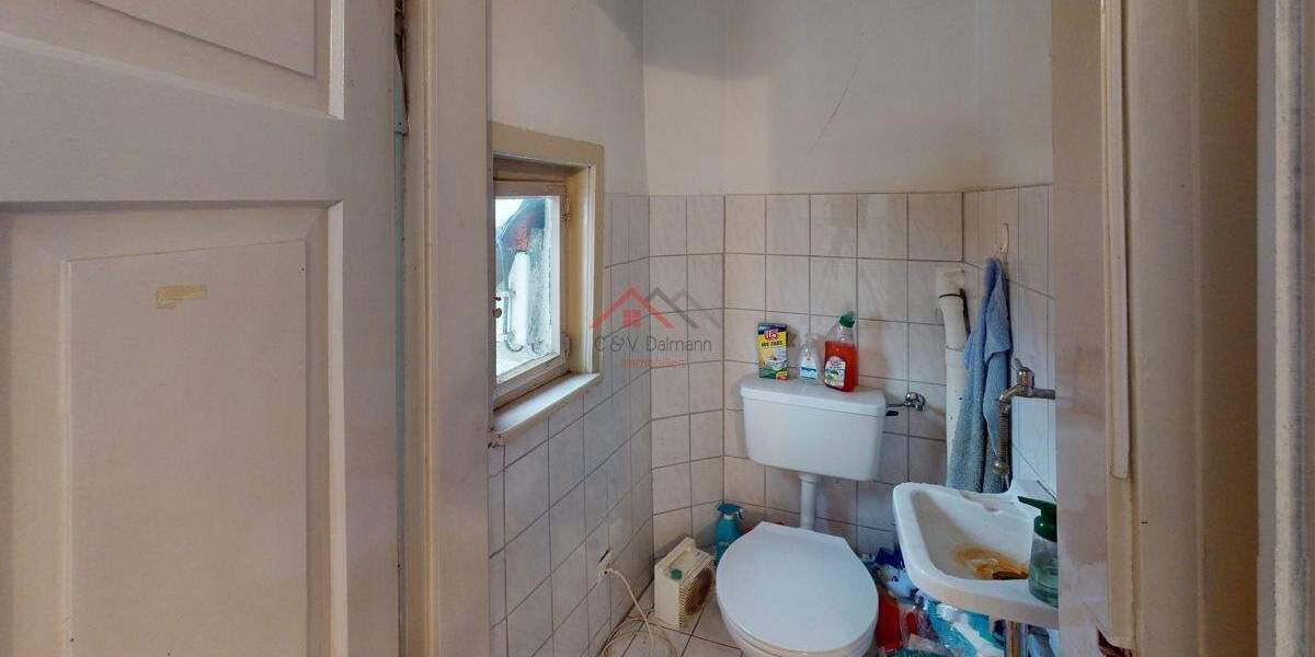 Doppelhaushälfte Tuttlingen - 6 Zimmer, 150 m&sup2;, 135.000&euro; | Angebot:25667764