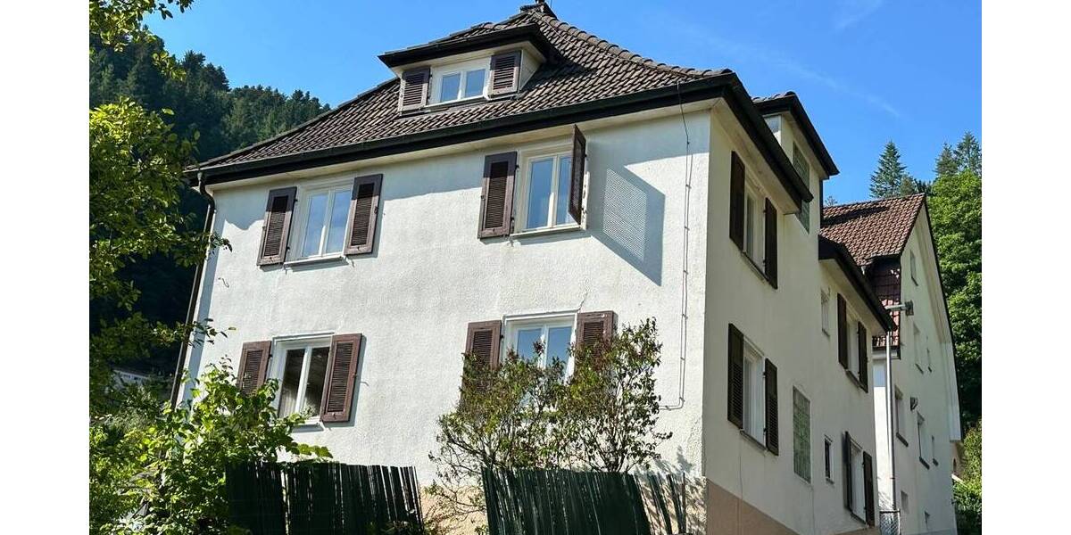Einfamilienhaus Schramberg - 8 Zimmer, 170 m&sup2;, 175.000&euro; | Angebot:25683346