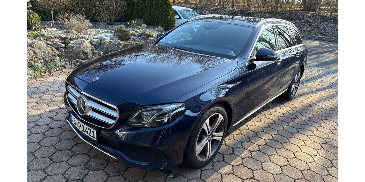 Mercedes-Benz E 220 104.000 km 23.000 &euro; Villingen-Schwenningen 78052