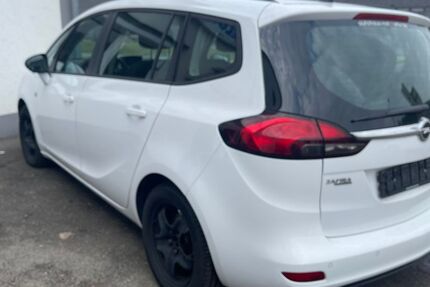 Opel Zafira Tourer 218.000 km 4.555 &euro; Tuttlingen 78532