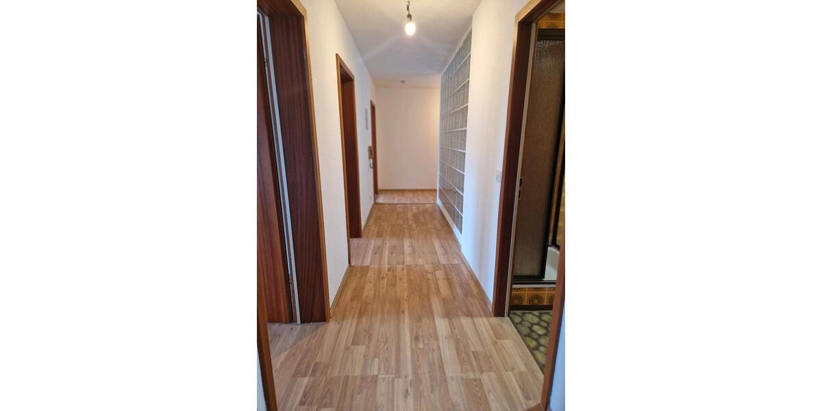 Erdgeschoßwohnung Schramberg Tennenbronn - 4.5 Zimmer, 112 m&sup2;, 850&euro; | Angebot:25713660