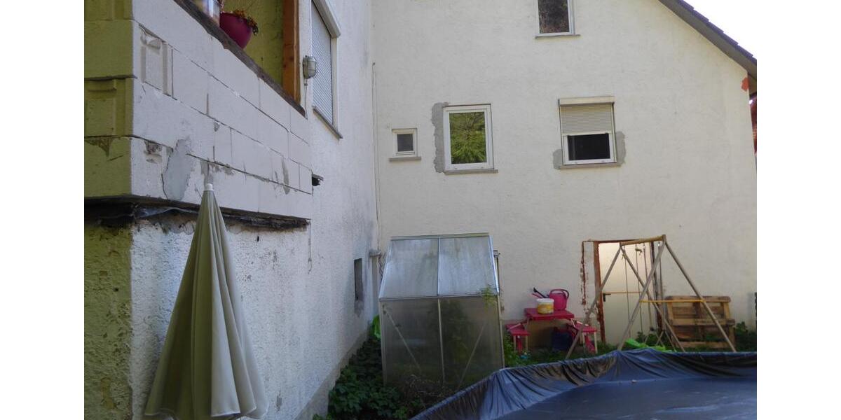 Mehrfamilienhaus, Wohnhaus Rottweil - 8 Zimmer, 249.000&euro; | Angebot:20810836