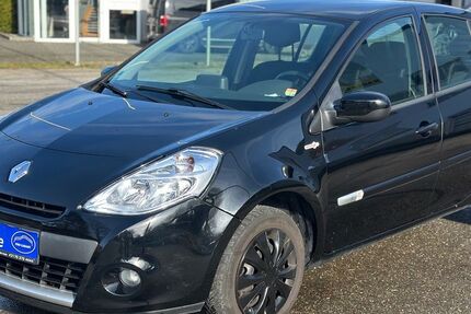 Renault Clio 149.999 km 3.999 &euro; Tuttlingen 78532