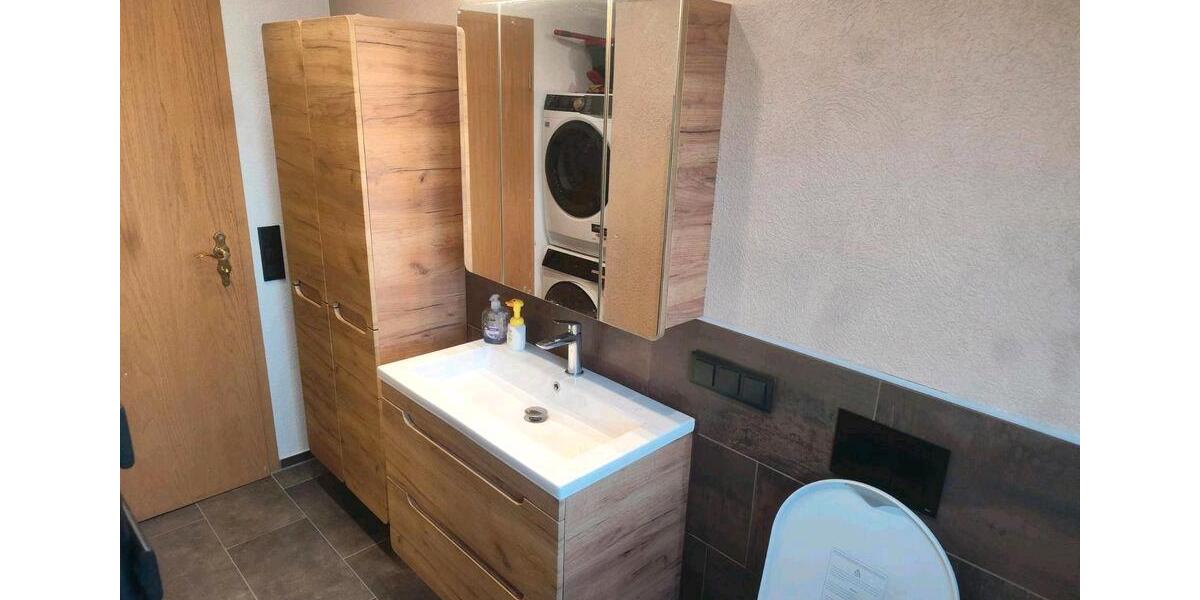 Dachgeschoßwohnung Wutach - 4 Zimmer, 107 m&sup2;, 320.000&euro; | Angebot:27236079