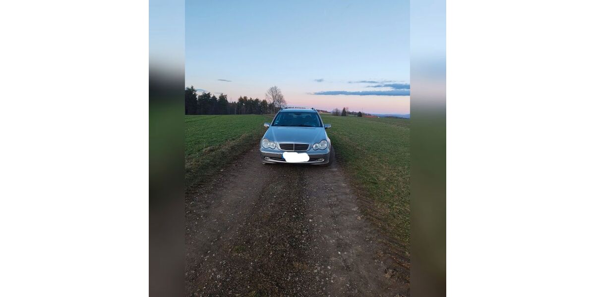 Mercedes-Benz C 200 215.000 km 2.700 &euro; Deißlingen 78652