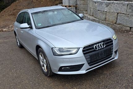 Audi A4 200.000 km 9.900 &euro; Titisee-Neustadt 79822