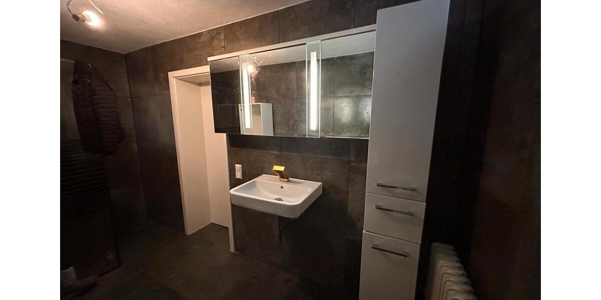 Erdgeschoßwohnung Wehingen - 2 Zimmer, 65 m&sup2;, 650&euro; | Angebot:25778008