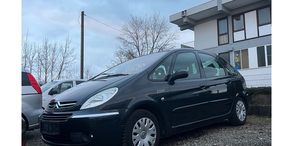 Citroen Xsara Picasso 163.000 km 2.980 &euro; Spaichingen 78549