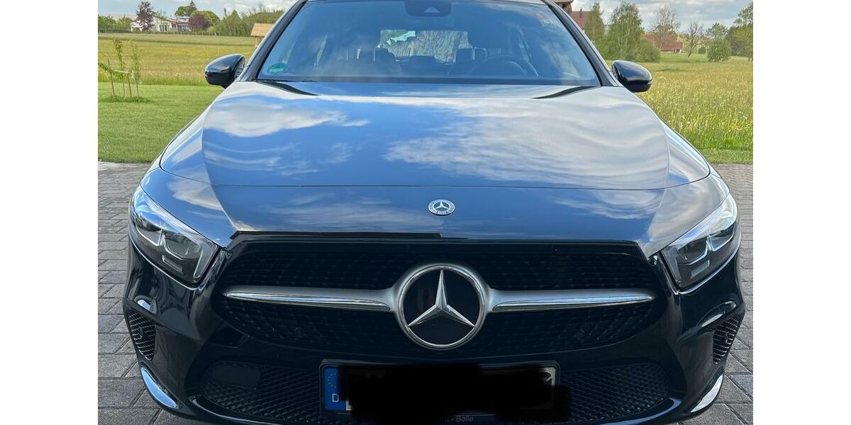 Mercedes-Benz A 180 95.000 km 16.799 &euro; Hardt 78739