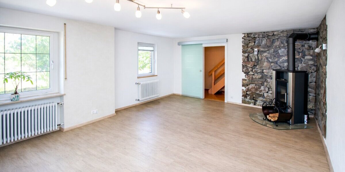 Reserviert - Einfamilienhaus mit Traumgrundstück direkt am Neckar in Rottweil-Bühlingen - Einfamilienhaus Rottweil-Bühlingen Bühlingen | Angebot:27070327