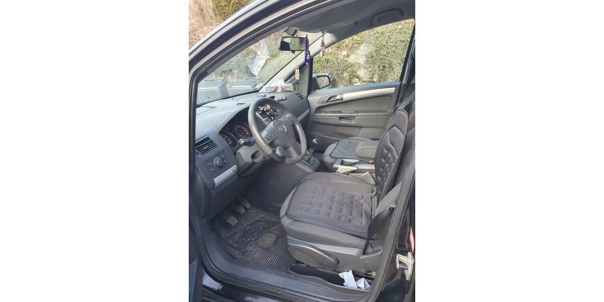 Opel Zafira 207.000 km 3.500 &euro; Hornberg 78132
