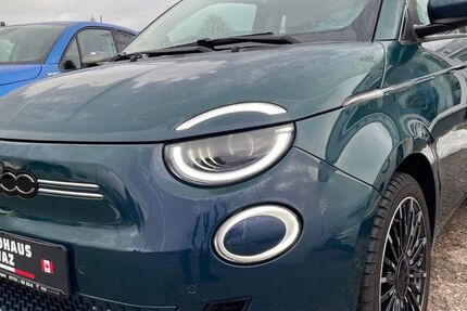 Fiat 500e 36.200 km 22.990 &euro; Villingen-Schwenningen 78052