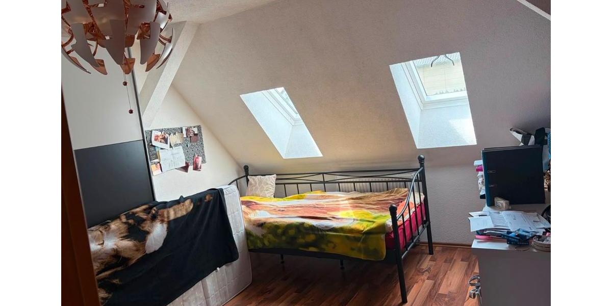 Doppelhaushälfte Wellendingen - 7 Zimmer, 160 m&sup2;, 325.000&euro; | Angebot:27261074
