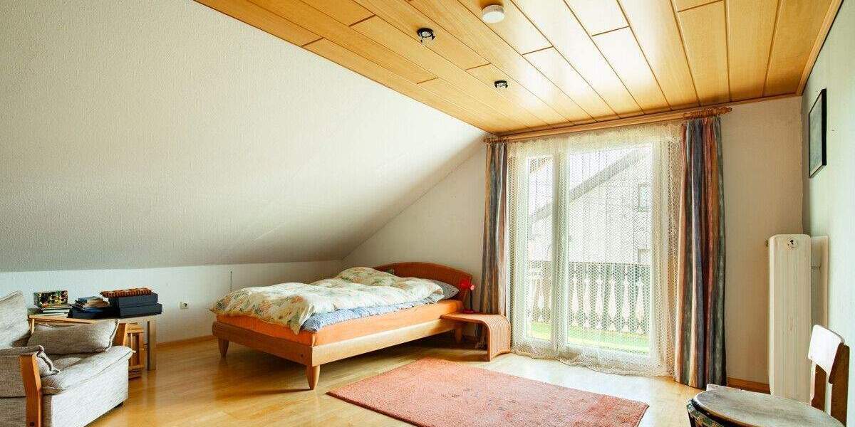 Einfamilienhaus Löffingen - 1 Zimmer, 261 m&sup2;, 449.000&euro; | Angebot:25671483