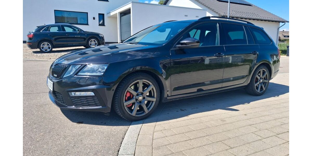 Skoda Octavia 132.000 km 20.000 &euro; Hardt 78739