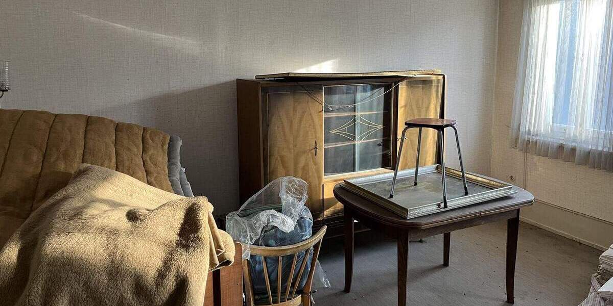 Mehrfamilienhaus, Wohnhaus Tuttlingen - 9 Zimmer, 189 m&sup2;, 285.000&euro; | Angebot:25670863