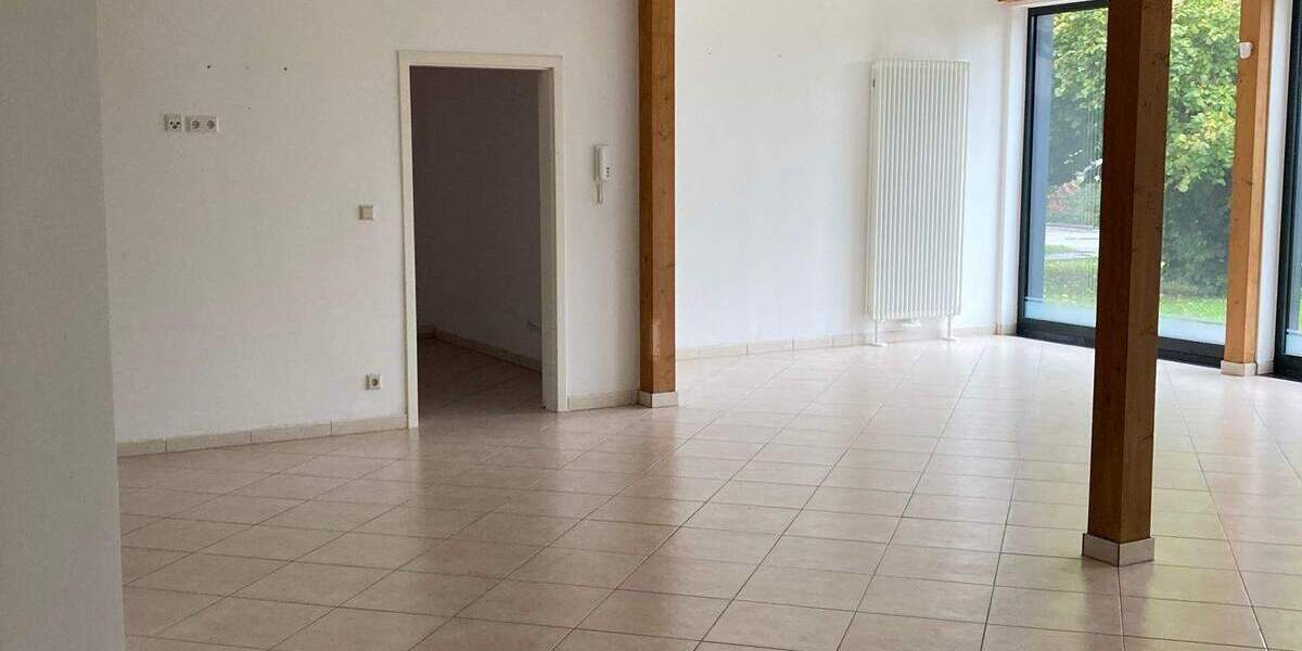 Gewerbeobjekt Villingen-Schwenningen Villingen - 8 Zimmer, 350 m&sup2;, 2.275&euro; | Angebot:25669185