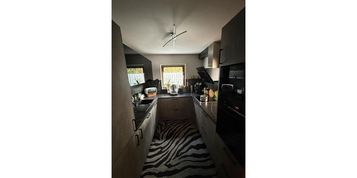 Doppelhaushälfte Aldingen - 7 Zimmer, 170 m&sup2;, 410.000&euro; | Angebot:25312664