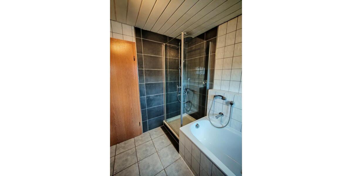 Dachgeschoßwohnung Epfendorf - 3.5 Zimmer, 95 m&sup2;, 680&euro; | Angebot:26504427