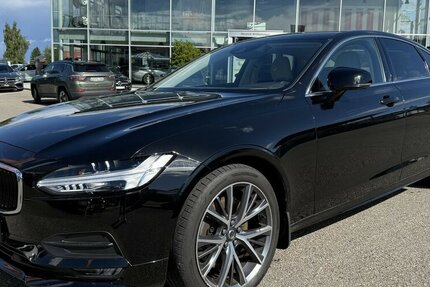 Volvo S90 MOMENTUM AWD/HEAD UP/BUSINESS.PRO/LEDER 125.912 km 22.900 &euro; Villingen-Schwenningen 78054