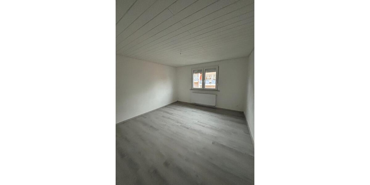 Etagenwohnung Tuttlingen - 2 Zimmer, 60 m&sup2;, 700&euro; | Angebot:25968287