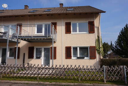 Wohnung Schramberg Sulgen - 3 Zimmer, 70 m&sup2;, 470&euro; | Angebot:26018233