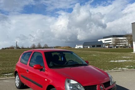 Renault Clio 194.000 km 2.450 &euro; Tuttlingen 78532