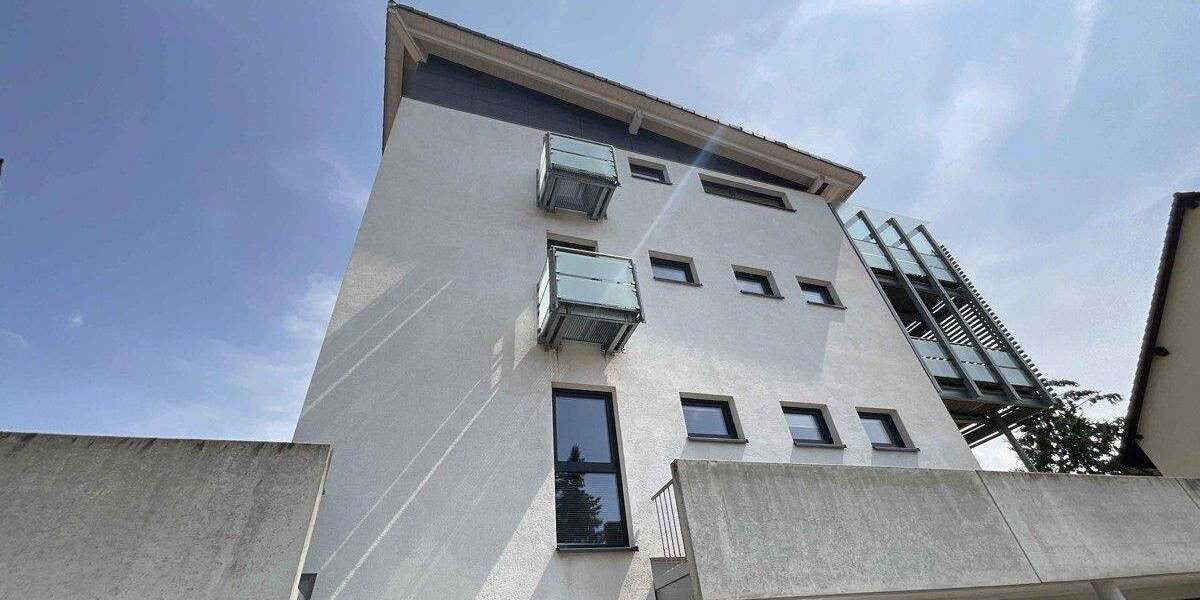 Einfamilienhaus Bonndorf - 8 Zimmer, 274 m&sup2;, 825.000&euro; | Angebot:25741646