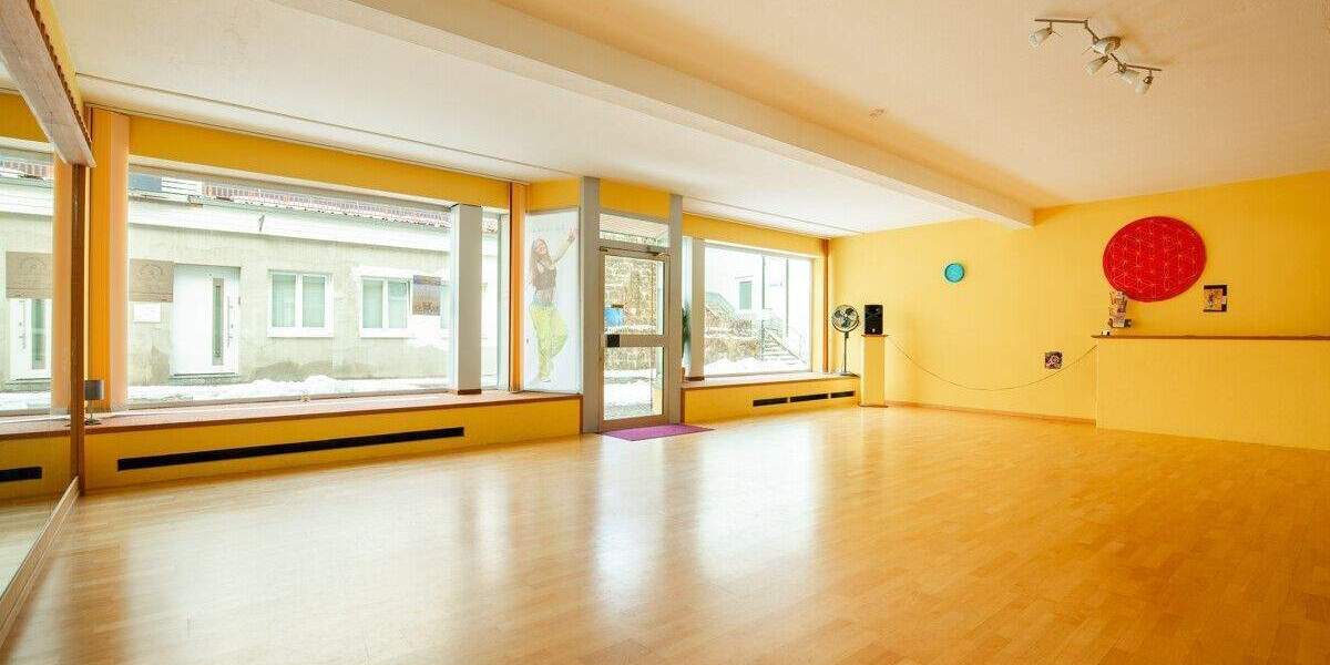 Mehrfamilienhaus, Wohnhaus Titisee-Neustadt Neustadt - 8 Zimmer, 152 m&sup2;, 399.000&euro; | Angebot:25797708