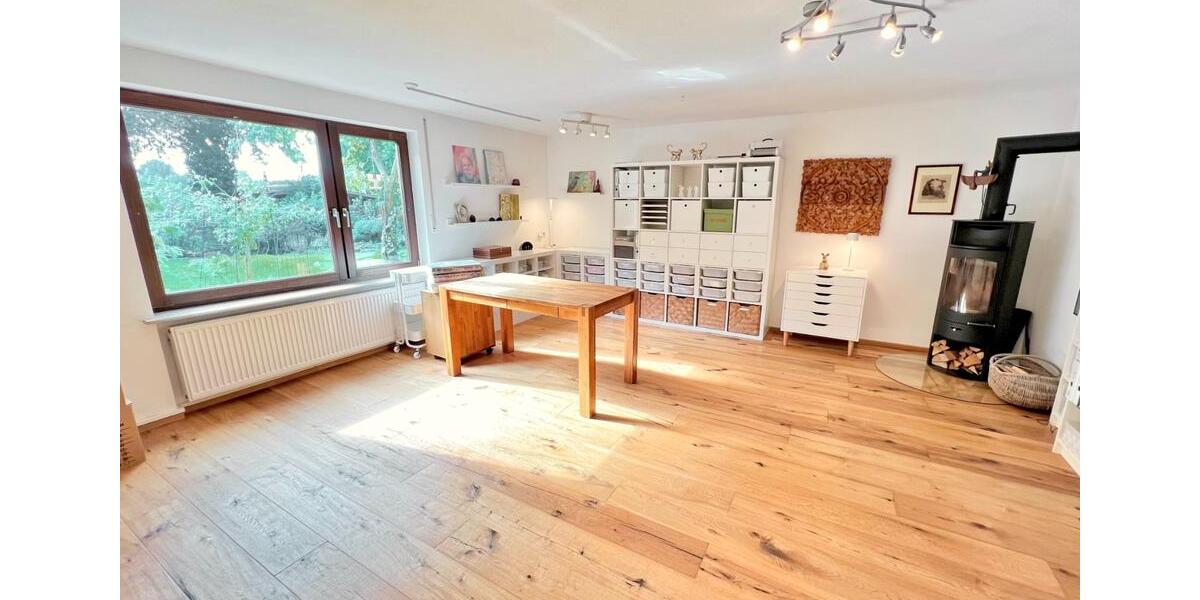 Einfamilienhaus Trossingen - 11.5 Zimmer, 329 m&sup2;, 798.000&euro; | Angebot:25790227