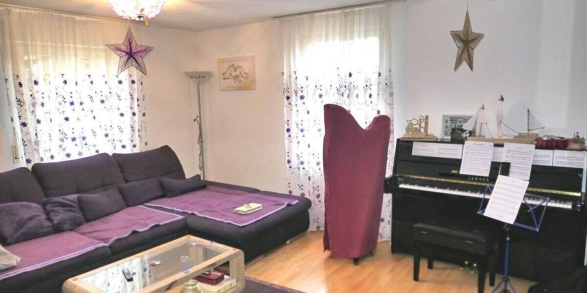 Etagenwohnung Trossingen - 4 Zimmer, 100 m&sup2;, 170.000&euro; | Angebot:25670858