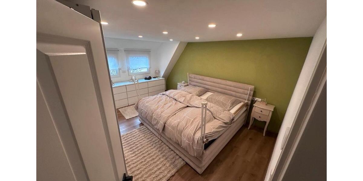 Doppelhaushälfte Villingen-Schwenningen Schwenningen - 4 Zimmer, 125 m&sup2;, 425.000&euro; | Angebot:25625087