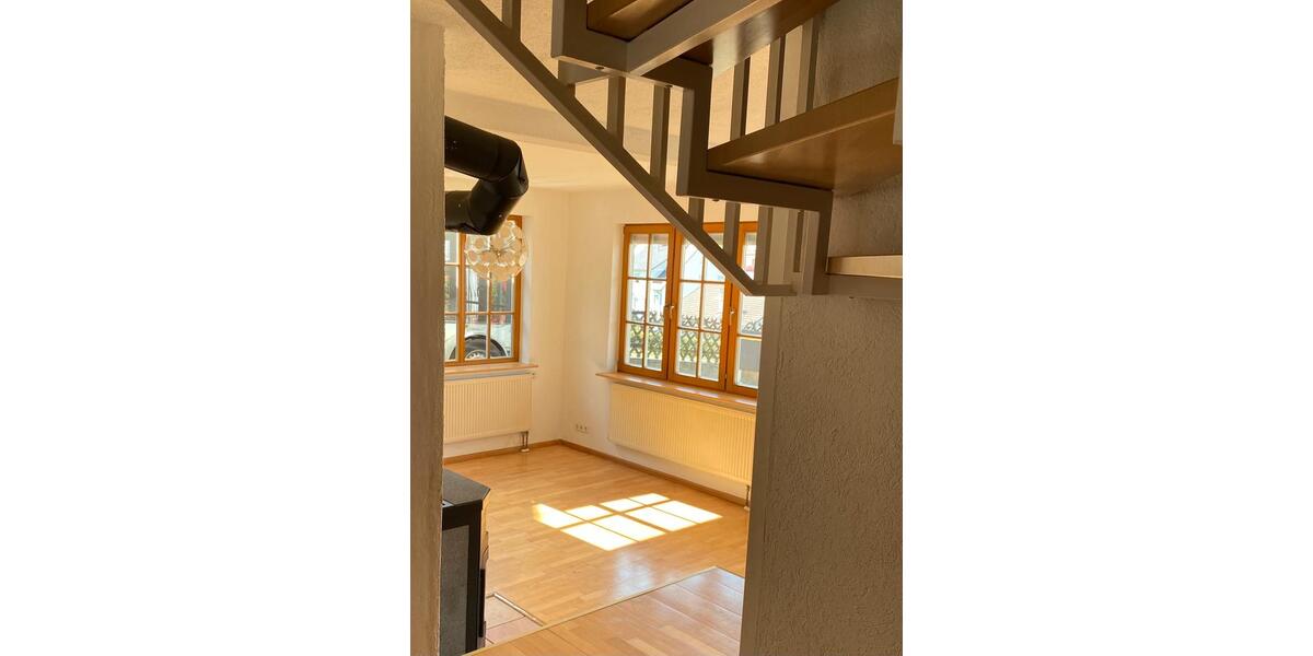 Etagenwohnung Frittlingen - 5 Zimmer, 123 m&sup2;, 800&euro; | Angebot:25719365