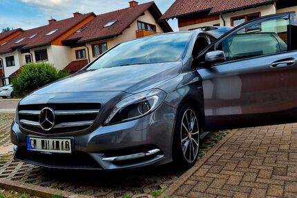 Mercedes-Benz B 200 198.551 km 8.900 &euro; Neustadt 79822