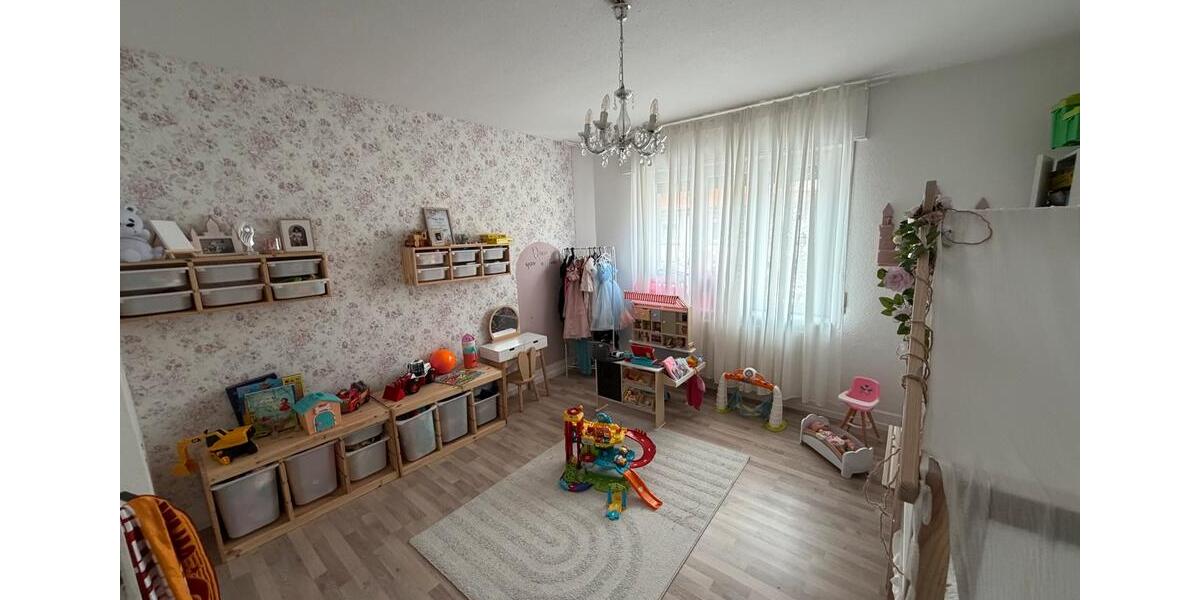 Etagenwohnung Villingen-Schwenningen Schwenningen - 3 Zimmer, 93 m&sup2;, 235.000&euro; | Angebot:25940780