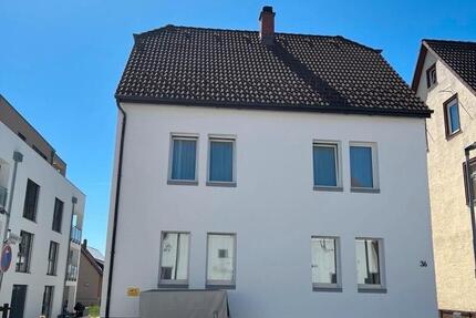 Haus Trossingen - 6 Zimmer, 130 m&sup2;, 310.000&euro; | Angebot:27018183