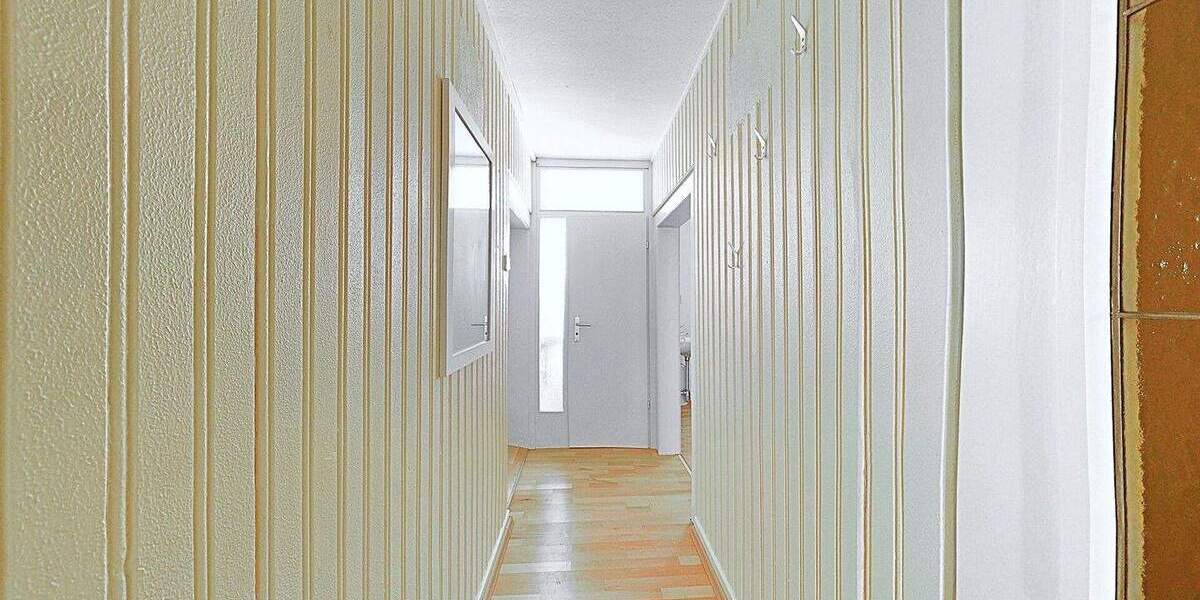 Einfamilienhaus Vöhrenbach Stadtgebiet - 1 Zimmer, 204 m&sup2;, 195.000&euro; | Angebot:25747049