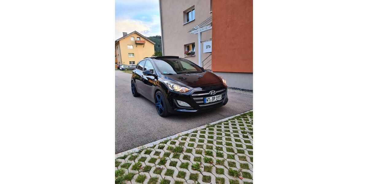 Hyundai i30 165.000 km 3.499 &euro; Sankt Blasien 79837