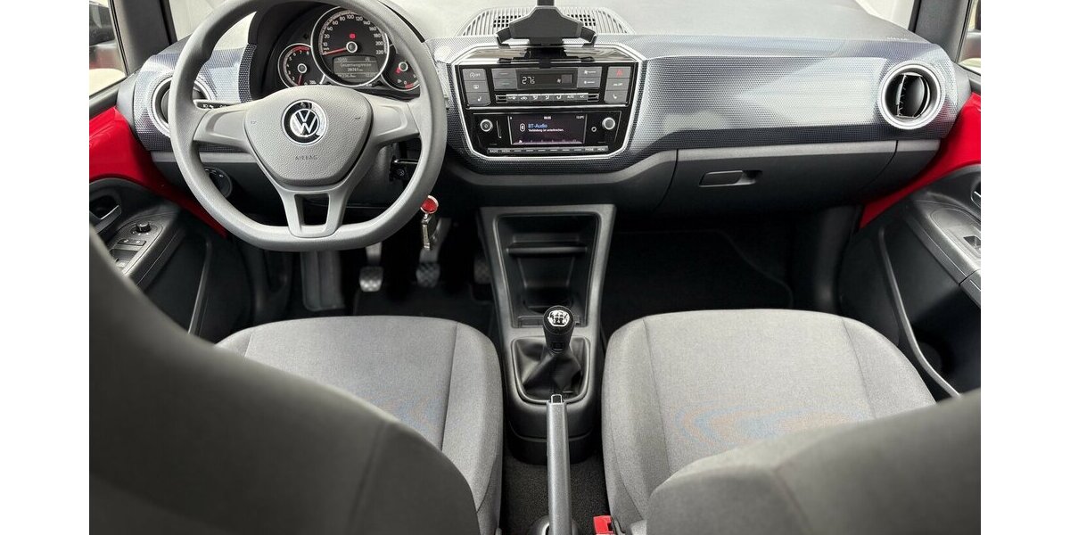 VW up! 1.0 TSI Black Style SITZHEIZUNG/KLIMAANLAGE 19.990 km 13.900 &euro; Villingen-Schwenningen 78054