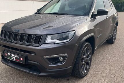 Jeep Compass 72.150 km 22.990 &euro; Villingen-Schwenningen 78052