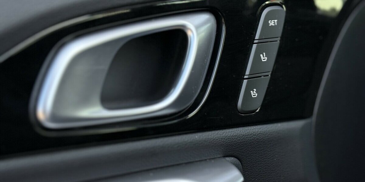 Kia XCeed Xdition MEMORY/KAMERA/PANO/JBL/ACC/1.HAND 54.896 km 22.800 &euro; Villingen-Schwenningen 78054