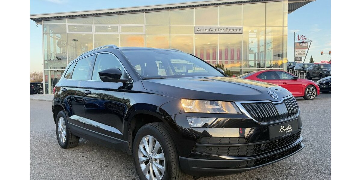 Skoda Karoq 1.5 TSI AMBITION/DSG/KAMERA/NAVI/PDC/DAB 163.970 km 14.900 &euro; Villingen-Schwenningen 78054