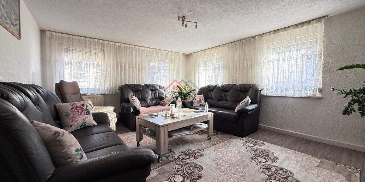 Etagenwohnung Tuttlingen - 5 Zimmer, 134 m&sup2;, 169.000&euro; | Angebot:25733269