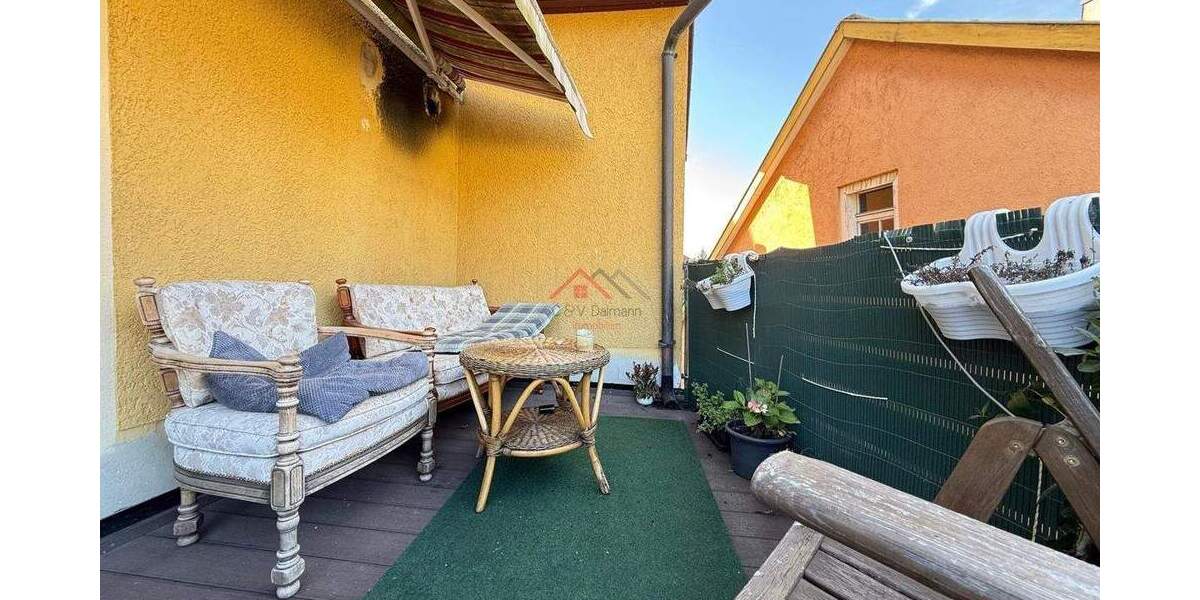 Etagenwohnung Tuttlingen - 7 Zimmer, 120 m&sup2;, 225.000&euro; | Angebot:25733268