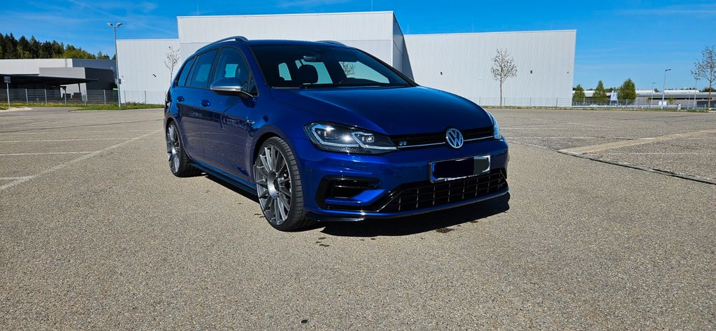 VW Golf 96.817 km 26.990 &euro; Tuttlingen 78532