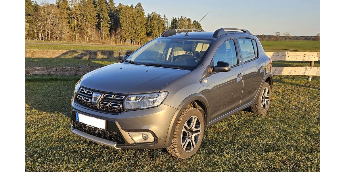 Dacia Sandero 73.770 km 8.990 &euro; Fluorn-Winzeln 78737