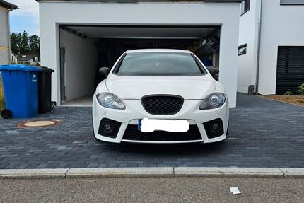 Seat Leon 163.914 km 6.900 &euro; Villingendorf 78667