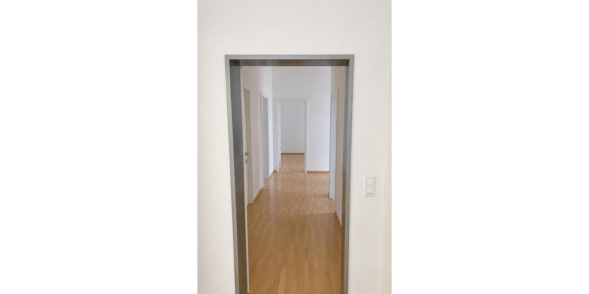 Dachgeschoßwohnung Bad Dürrheim - 2 Zimmer, 78 m&sup2;, 1.085&euro; | Angebot:26528700